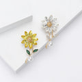 Alloy Rhinestone Daisy Bouquet Brooch Pin For Elegant Women Apparel view 2
