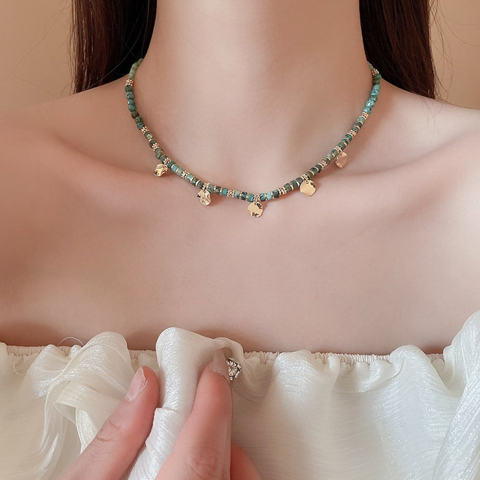 Natural Stone Leaf Pendant Copper Beaded Choker Necklace For Women Light Luxury Niche Style