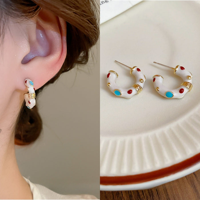 Light Luxury Alloy Irregular C Letter Enamel Stud Earrings With Silver Needle For Women