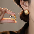 Vintage Light Luxury C-Shaped Wrinkled Alloy Stud Earrings for Women view 2