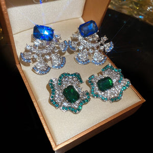 Luxury Alloy Floral Rhinestone Stud Earrings For Women Palace Style Light Luxury Jewelry