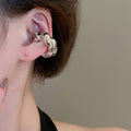 Vintage Round Geometric Plastic Twist Wrinkle Ear Cuff Clip-on Earrings for Non Pierced Ears view 4
