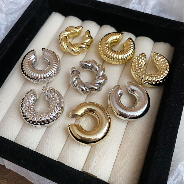 Vintage Round Geometric Plastic Twist Wrinkle Ear Cuff Clip-on Earrings for Non Pierced Ears
