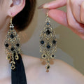 Light Luxury Alloy Rhinestone Flower Tassel Drop Earrings Vintage Palace Style Ear Hook Jewelry view 1