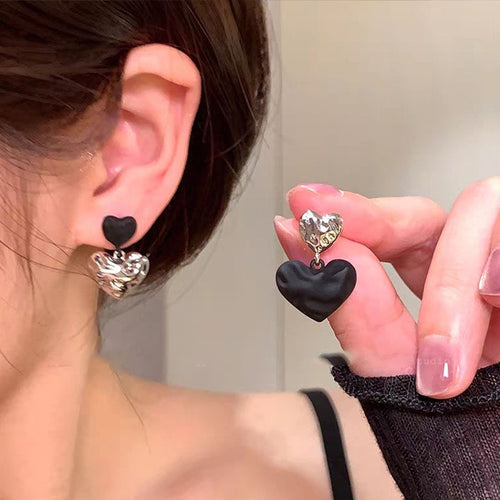 Alloy Asymmetric Wrinkled Heart Stud Earrings With Silver Posts, Fashion Creative Designer Style