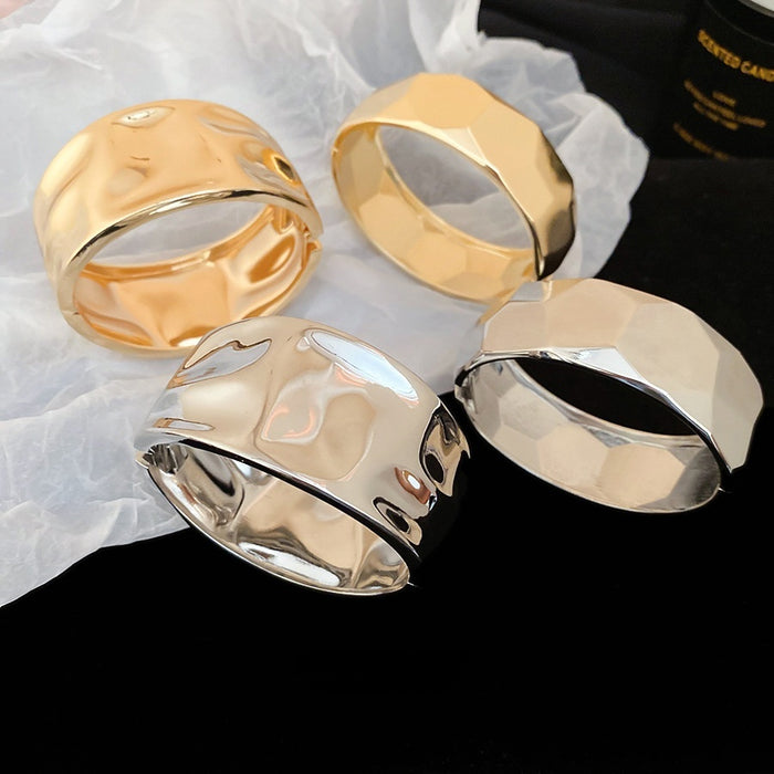 Irregular Smooth Geometric Round Metal Bangle European American Light Luxury Retro Statement Bracelet