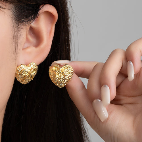 Elegant Korean Gold Alloy Heart Bow Stud Earrings For Women, Textured Luxury Niche Fashion Earrings
