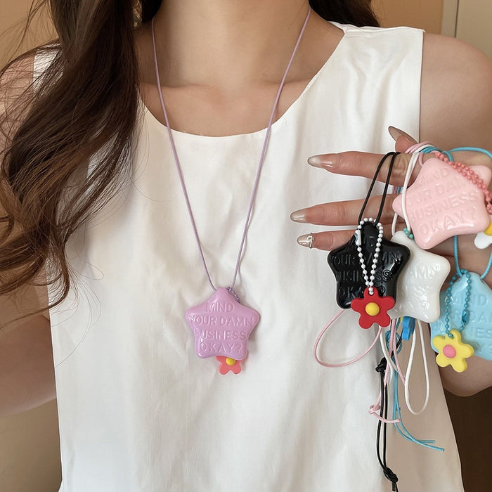 Minimalist Acrylic Star Letter Flower Necklace For Women, Fresh Versatile Collarbone Chain