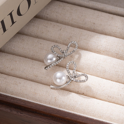 Elegant French Vintage Rhinestone Bowknot Faux Pearl Silver Needle Stud Earrings