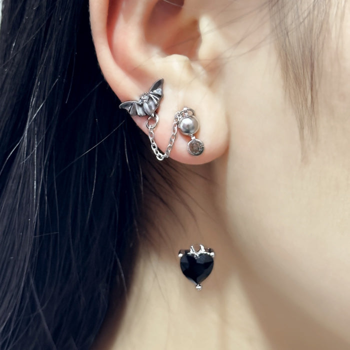 Vintage Silver Alloy Butterfly Stud Chain Drop Black Heart Pendant Asymmetric Women's Fashion Earrings