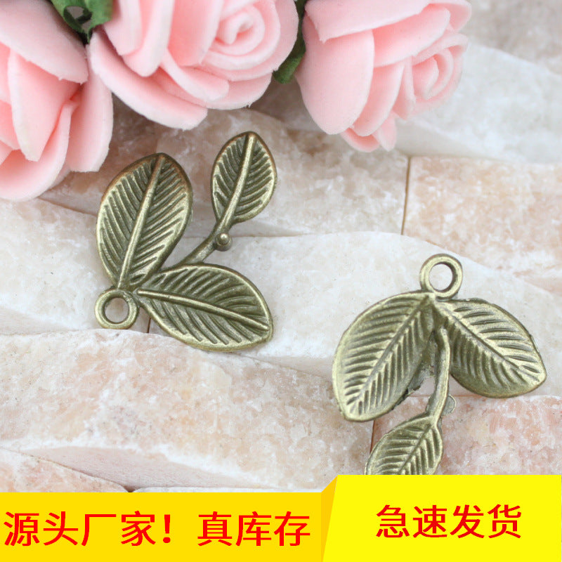 27x24mm Three-Leaf Alloy Charm Pendant with Half-Hole Pin
