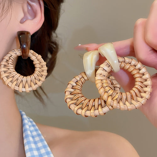 Resin Round Geometric Woven Bamboo Look Stud Earrings Vintage Beach Resort Style Fashion Jewelry