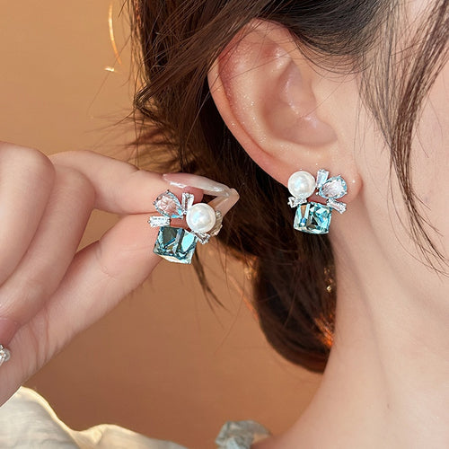 Premium Faux Pearl Flower Stud Earrings With Blue Square Zircon Geometric Elegant Commuter Design