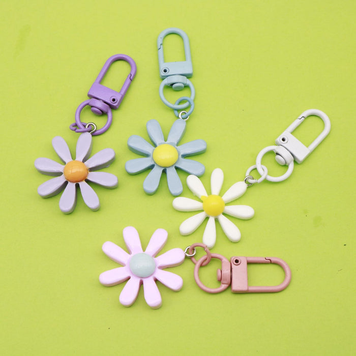 Metal Daisy Flower Keychain Fresh Bag Charm Gift