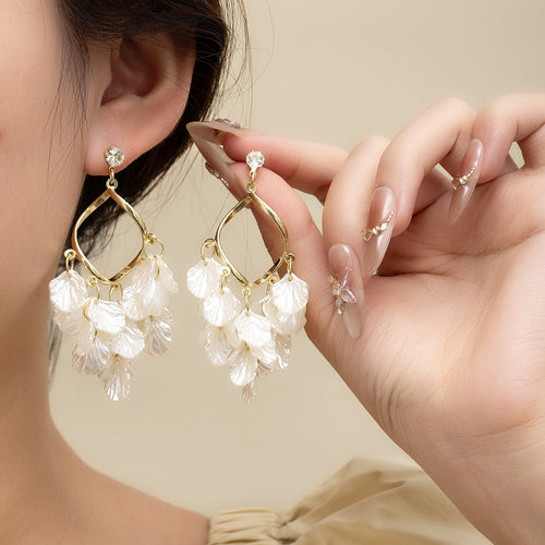 Elegant Vacation Style Gold Alloy Rhinestone Stud Shell Petal Tassel Long Dangle Chandelier Earrings