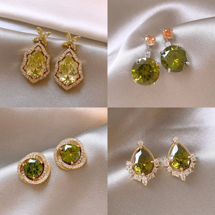 2026 New Green Heart Zircon Copper Stud Earrings Light Luxury Unique Elegant Jewelry