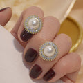 European Style Faux Pearl Sunflower Stud Earrings For Women, Elegant Light Luxury Jewelry view 2