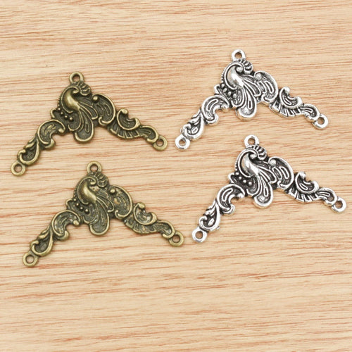 Alloy Vintage Flower Pendant Three Loop Connector 42x25mm 4g For DIY Necklace Bracelet Charms