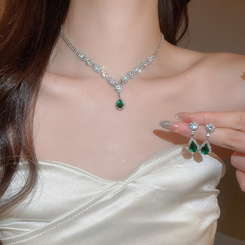 Copper Zircon Teardrop Pendant Necklace And Earrings Jewelry Set Light Luxury Vintage Court Style