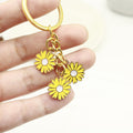 Zinc Alloy Minimalist Flower Keychain For Bag Charm view 4