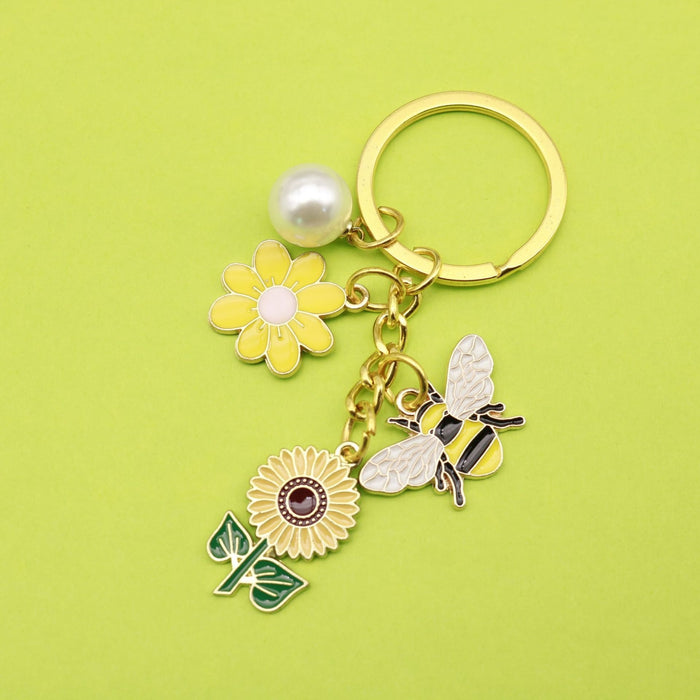 Metal Pearl Daisy Honeybee Keychain Pastoral Bag Charm Gift
