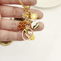 Zinc Alloy Daisy Bee Keychain For Car Bag Charm view 3