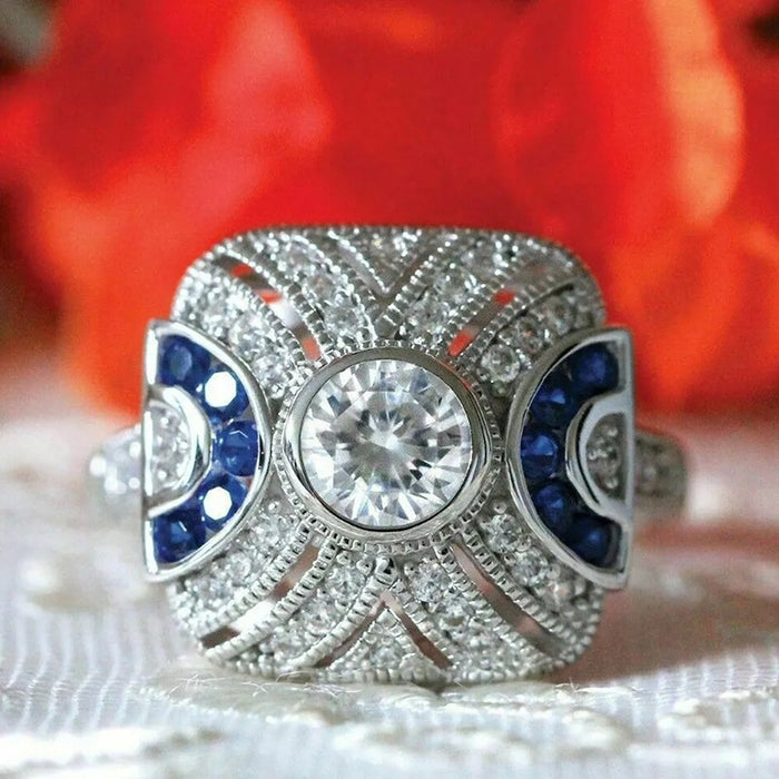 Women's Court Style Vintage Square Geometric Ring, Ethnic Fashion Jewelry Accessory