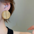 European American Style Ripple Geometric Round Acrylic Stud Earrings Minimalist Fashion Jewelry view 3