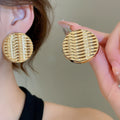 European American Style Ripple Geometric Round Acrylic Stud Earrings Minimalist Fashion Jewelry view 1