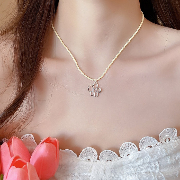 Copper Crystal Seed Bead Hollow Zircon Flower Pendant Necklace Fresh Light Luxury Clavicle Choker for Women
