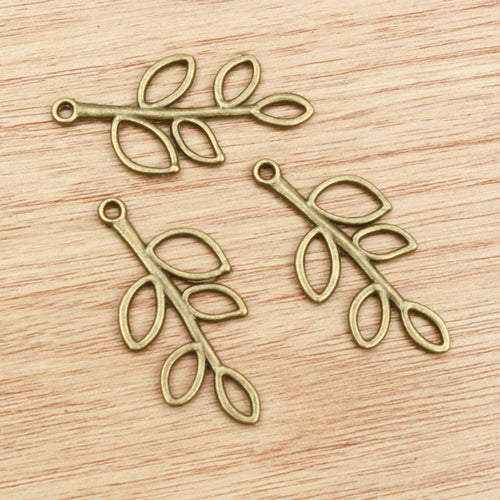 Alloy Leaf Pendant Charm For DIY Jewelry Accessories Necklace Bracelet Making 42x19mm