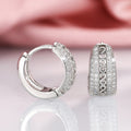 Exotic Hollow Ear Cuffs For Women, Elegant Light Luxury Retro Hong Kong Style Statement Earrings view 3