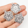 29x25mm Alloy Flower Pendant Charm, 3g DIY Necklace Bracelet Jewelry Accessories view 1