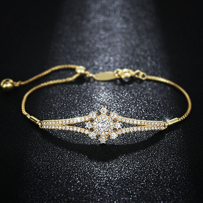 Romantic Snowflake Bracelet For Women Elegant Sweet Sparkling Statement Hand Jewelry