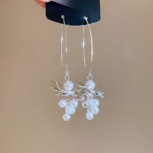 Vintage Chic Faux Pearl Grape Cluster Floral Drop Earrings Light Luxury Elegant Jewelry