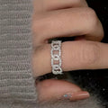 Women's Light Luxury Geometric Ring Buckle Fashion Ring, Korean Internet Style Finger Jewelry view 1