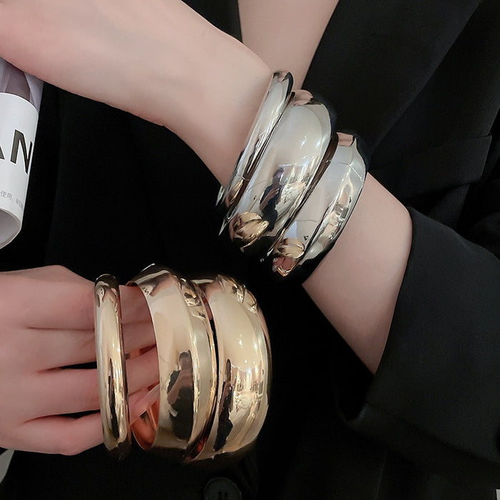 European American Glossy Metal Round Bracelet Jewelry Set For Women Minimalist Fashion Bangle