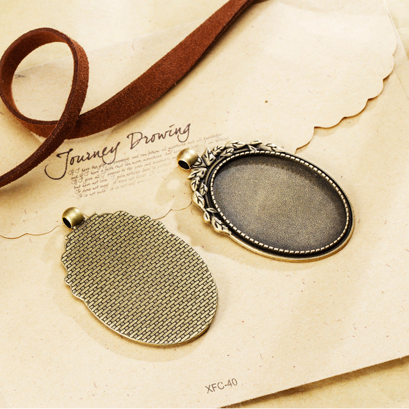 30x40mm Vintage Keychain Cabochon Tray Pendant Base