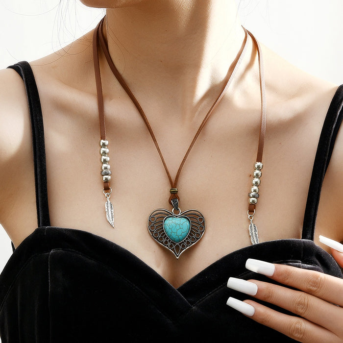 Vintage Bohemian Turquoise Heart Pendant Necklace Hot Selling Women Jewelry Gift Accessory
