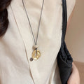 Light Luxury Acrylic Geometric Irregular Round Pendant Sweater Necklace For Women view 2