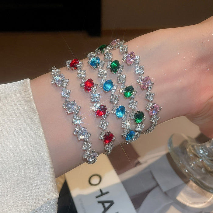 Light Luxury Copper Oval Geometric Zircon Clasp Bangle Fashion Sparkling Bracelet