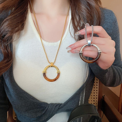 Resin Geometric Round Pendant Alloy Vintage Court Style Clavicle Sweater Necklace