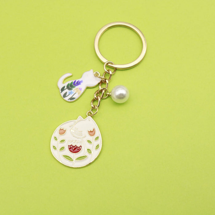 Metal Enamel White Cat Flower Keychain Pearl Bag Charm