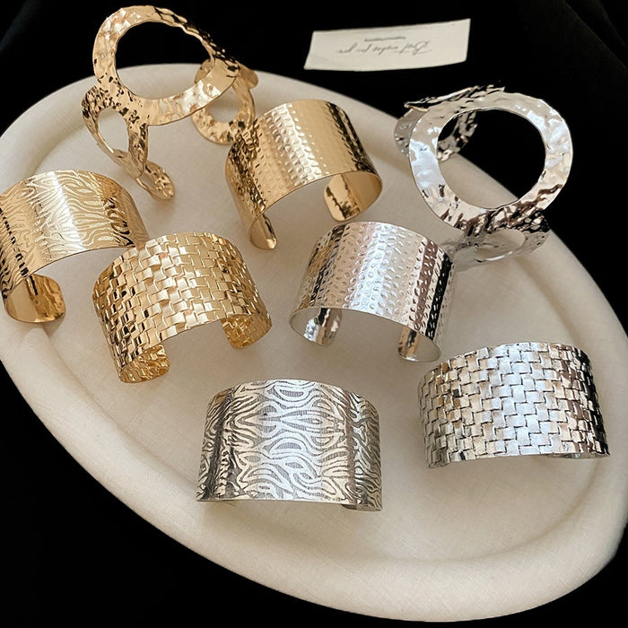 European American Style Metal Open Bangle With Irregular Geometric Round Wrinkle Square Design