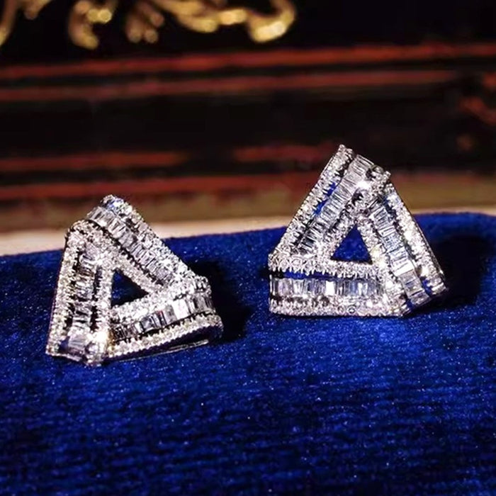 European American Minimalist Hollow Triangle Stud Earrings For Women, Daily Wear Fashion Jewelry