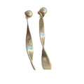 Matte Metal Wavy Ribbon Stud Earrings Geometric Round Square Elegant Western Style Jewelry view 5