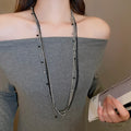 Old Money Style Multilayer Glass Bead Sweater Necklace With Round Geometric Chain Design view 1