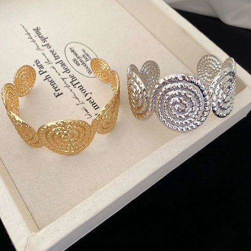European American Style Metal Textured Round Crinkle Open Bangle Minimalist Fashion Jewelry