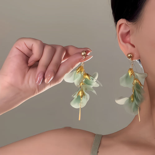 Vacation Style Fabric Mesh Flower Tassel Drop Earrings With Silver Needle Light Luxury Design