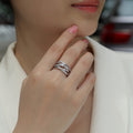 Light Luxury Women's Ring With Crossed Line Design, Fashion Geometric Statement Finger Ring view 3